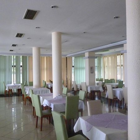 Polin Hotel Стар Дойран Екстериор снимка